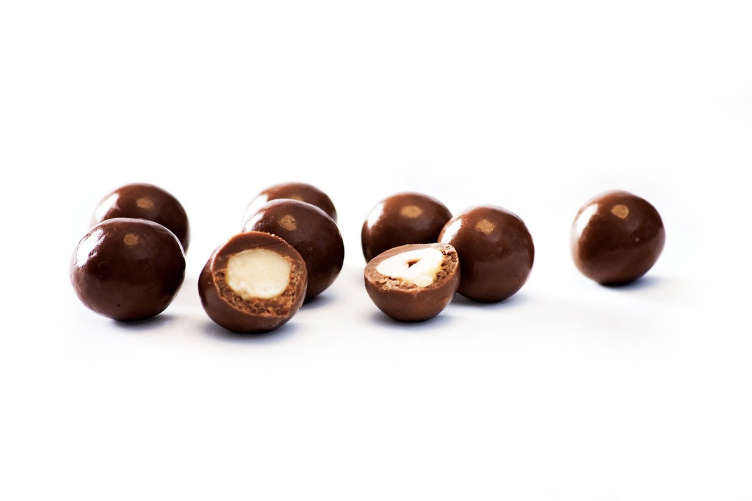 Chocolate Macadamias